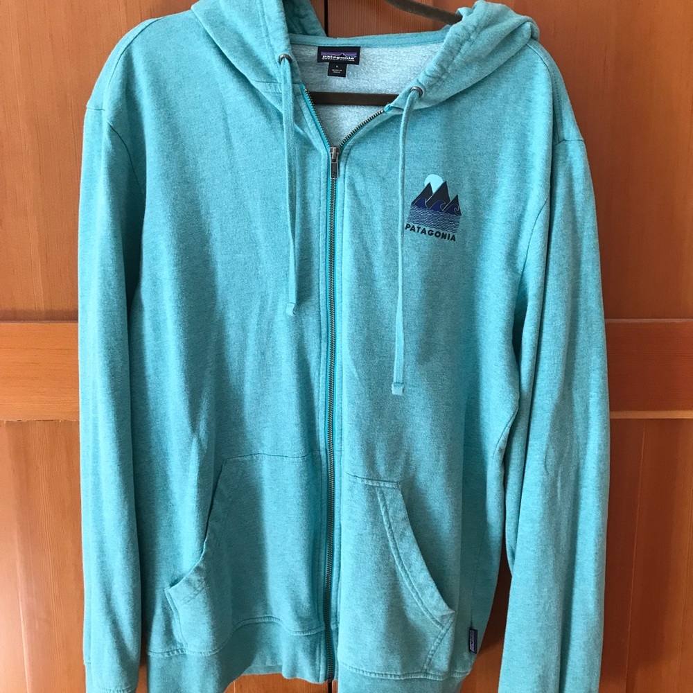 Patagonia sweatshirt!